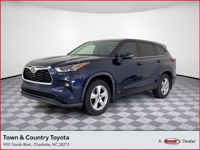 2022 Toyota Highlander Hybrid LE AWD photo