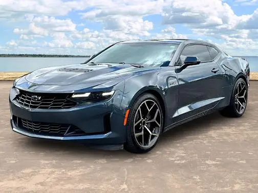 2022 Chevrolet Camaro LT1 RWD photo