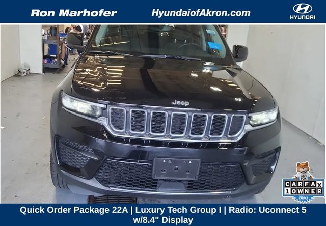 2022 Jeep Grand Cherokee Laredo 4WD photo
