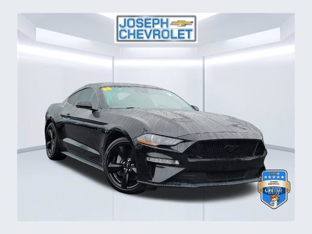 2022 Ford Mustang GT RWD photo