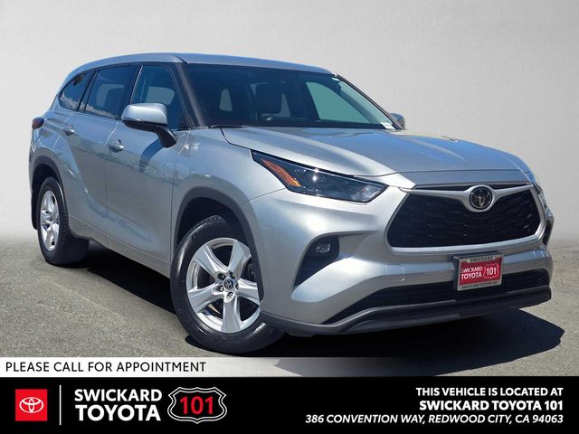 2022 Toyota Highlander LE AWD photo
