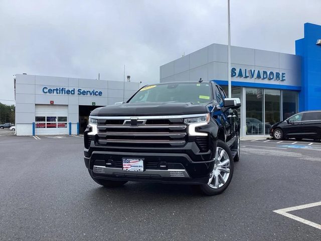 2022 Chevrolet Silverado 1500 High Country 4WD photo