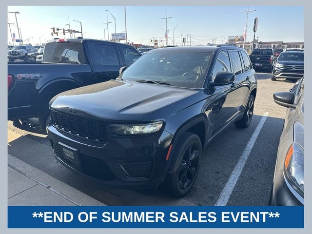 2022 Jeep Grand Cherokee Altitude 4WD photo