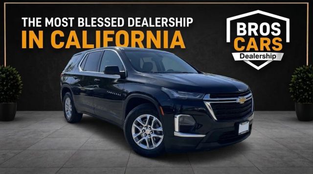 2022 Chevrolet Traverse LS FWD photo