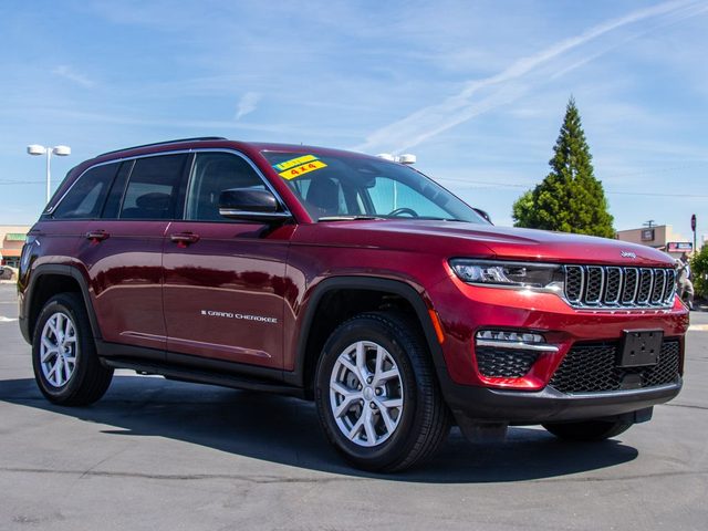 2022 Jeep Grand Cherokee Limited 4WD photo