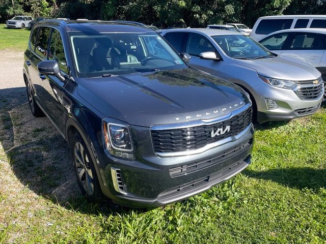 2022 Kia Telluride S AWD photo