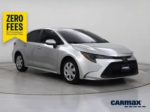 2020 Toyota Corolla LE FWD photo
