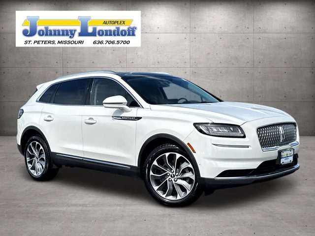 2022 Lincoln Nautilus Reserve AWD photo