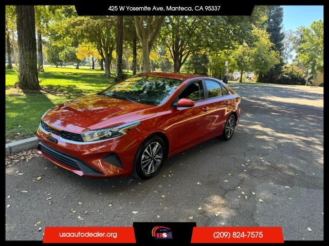 2022 Kia Forte LXS FWD photo