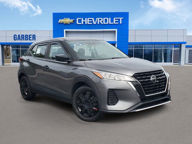 2021 Nissan Kicks S FWD photo