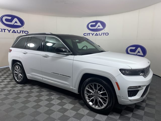 2022 Jeep Grand Cherokee Summit 4WD photo