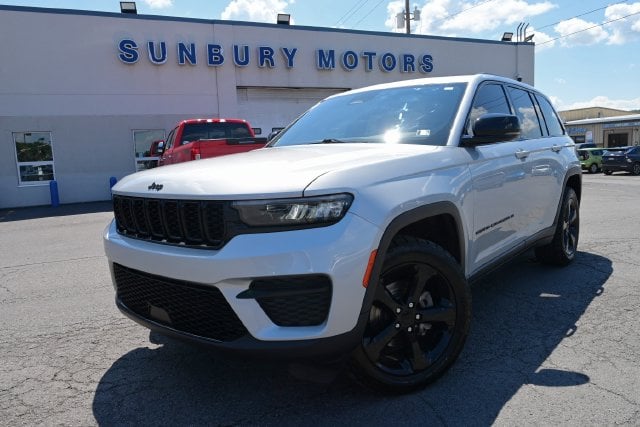 2022 Jeep Grand Cherokee Altitude 4WD photo