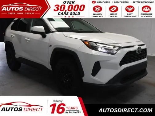 2022 Toyota RAV4 XLE FWD photo