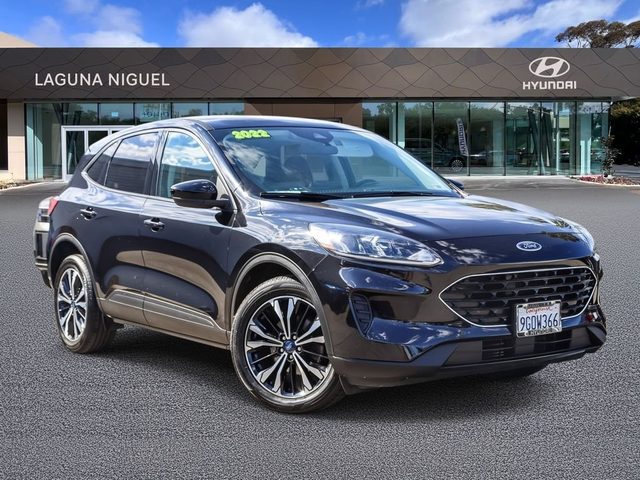 2022 Ford Escape SE AWD photo