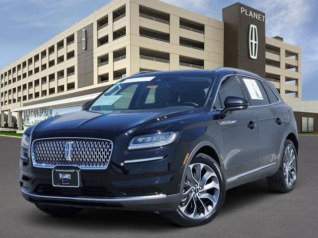 2022 Lincoln Nautilus Reserve FWD photo