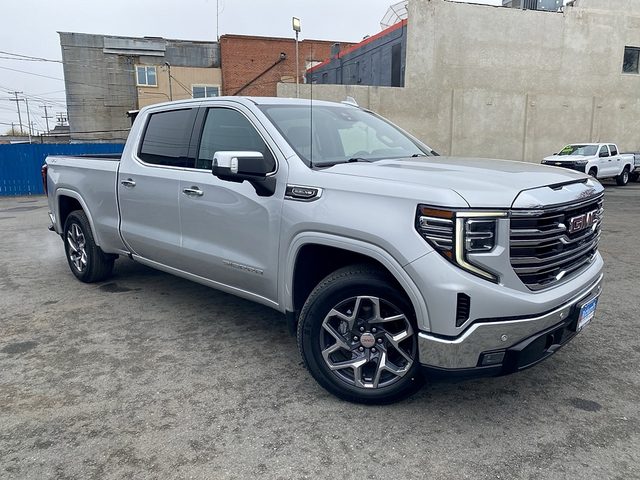 2022 GMC Sierra 1500 SLT 4WD photo