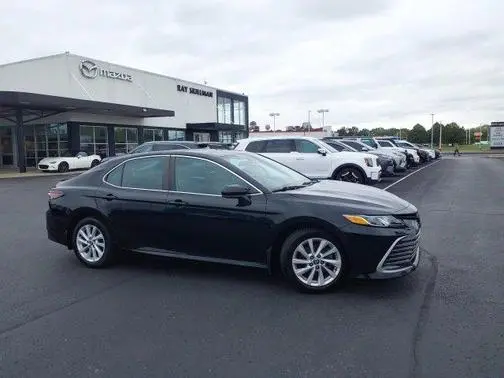 2022 Toyota Camry LE AWD photo