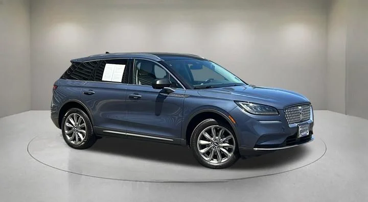 2022 Lincoln Corsair Standard FWD photo