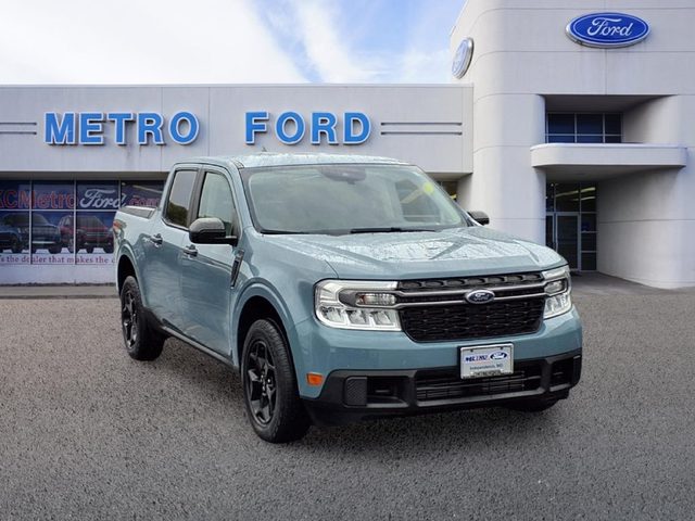 2022 Ford Maverick XLT AWD photo