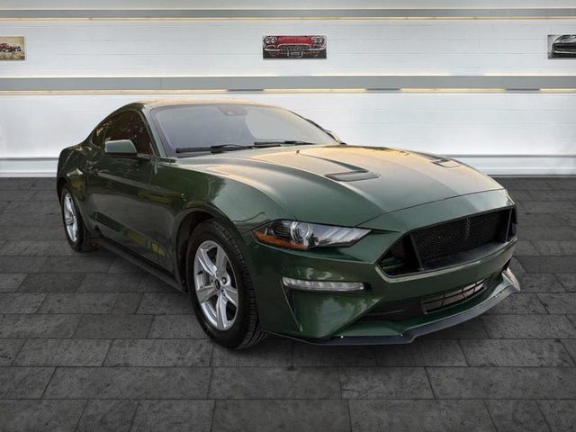 2022 Ford Mustang EcoBoost RWD photo