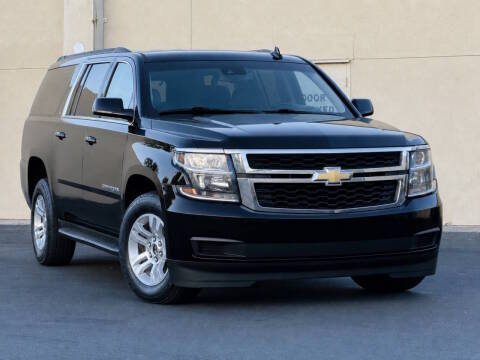 2020 Chevrolet Suburban LT 4WD photo