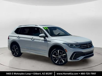 2022 Volkswagen Tiguan SEL R-Line AWD photo