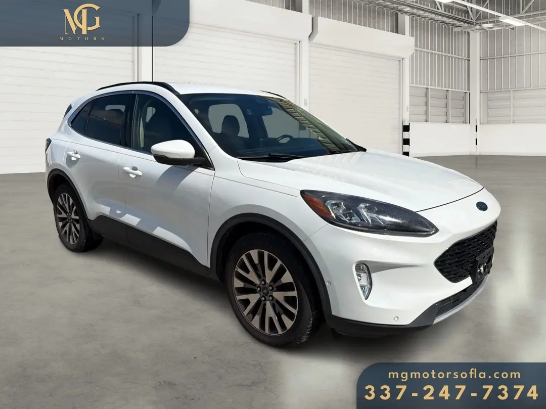 2020 Ford Escape Titanium AWD photo