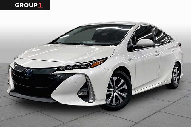 2018 Toyota Prius Prime Advanced FWD photo