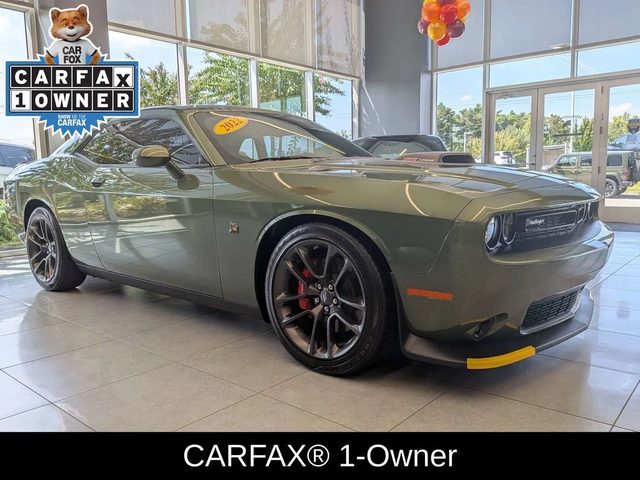 2022 Dodge Challenger R/T Scat Pack RWD photo