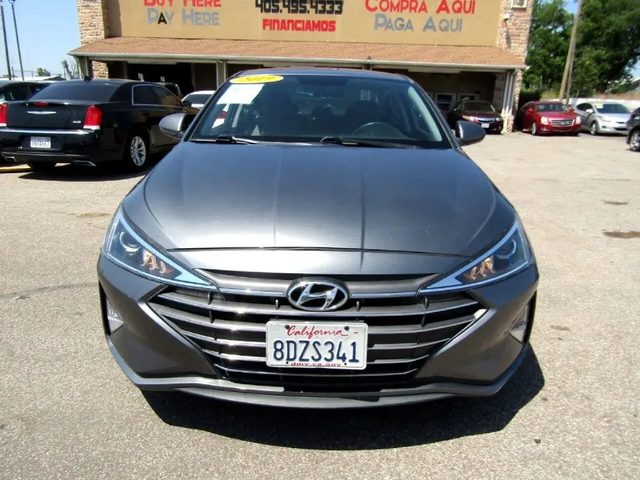 2019 Hyundai Elantra SE FWD photo