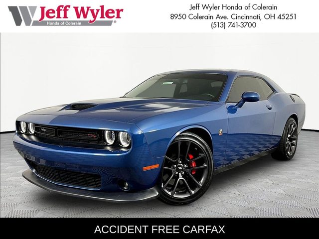 2022 Dodge Challenger R/T Scat Pack RWD photo