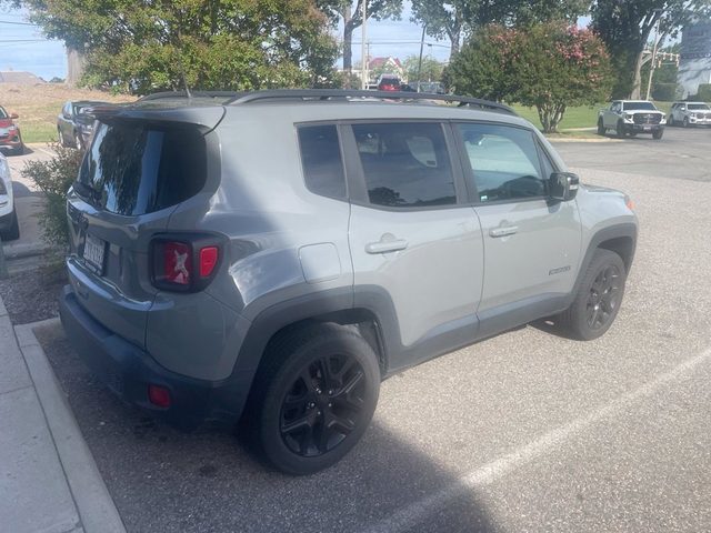 2022 Jeep Renegade Altitude 4WD photo