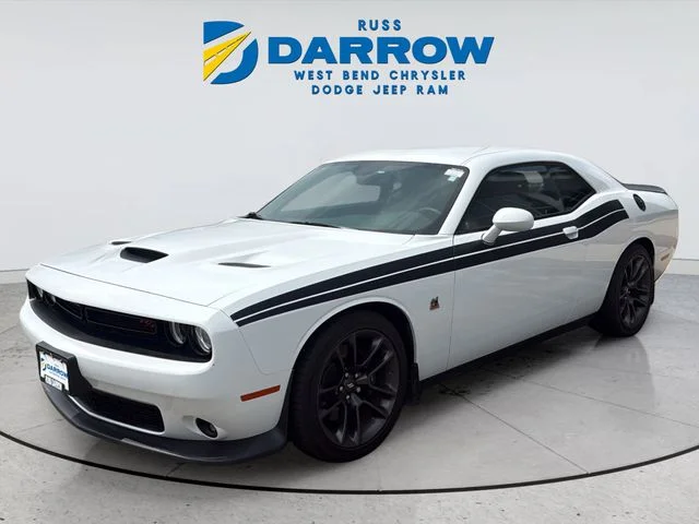 2022 Dodge Challenger R/T Scat Pack RWD photo