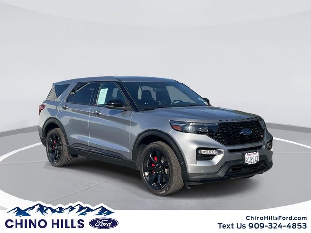 2022 Ford Explorer ST 4WD photo