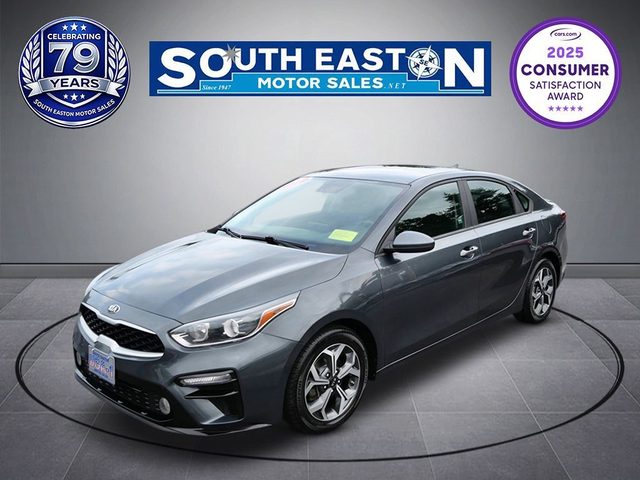 2021 Kia Forte LXS FWD photo