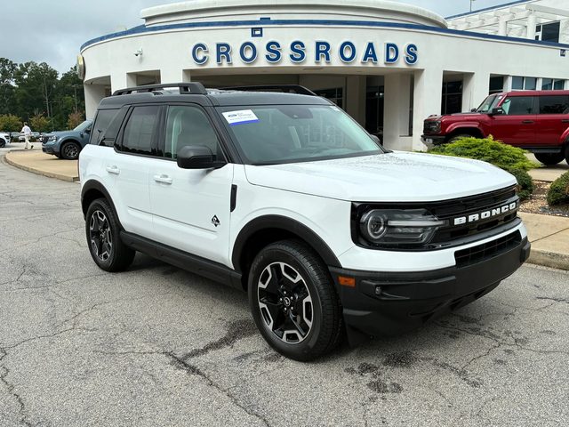 2022 Ford Bronco Sport Outer Banks 4WD photo