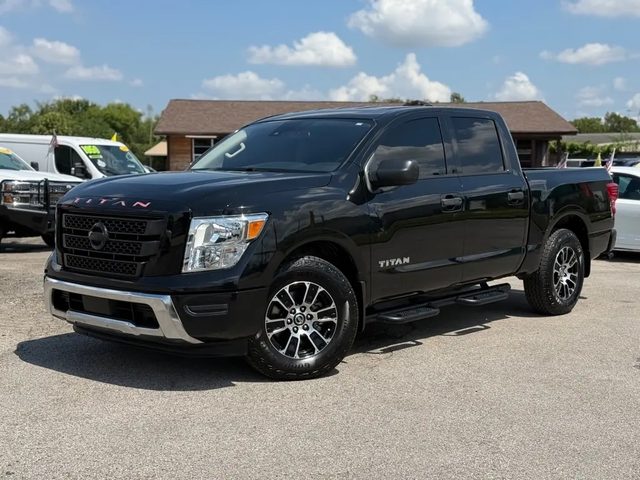 2022 Nissan Titan SV RWD photo
