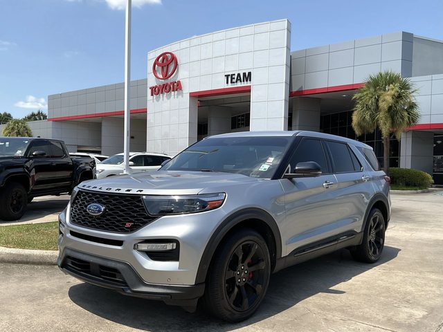2022 Ford Explorer ST 4WD photo