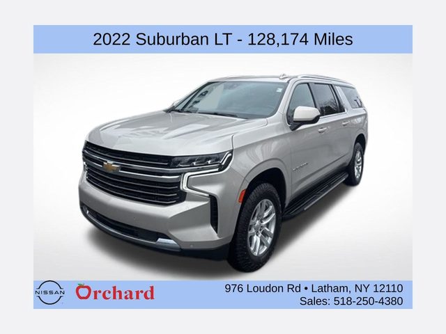 2022 Chevrolet Suburban LT 4WD photo