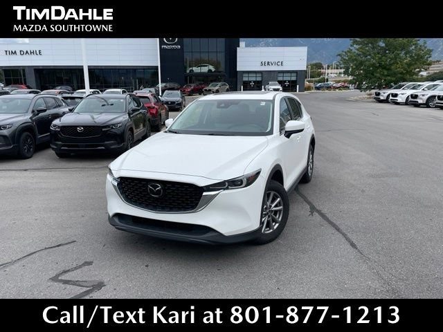 2022 Mazda CX-5 2.5 S Preferred Package AWD photo