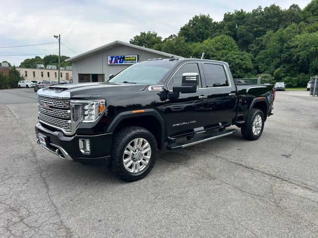 2022 GMC Sierra 2500HD Denali 4WD photo