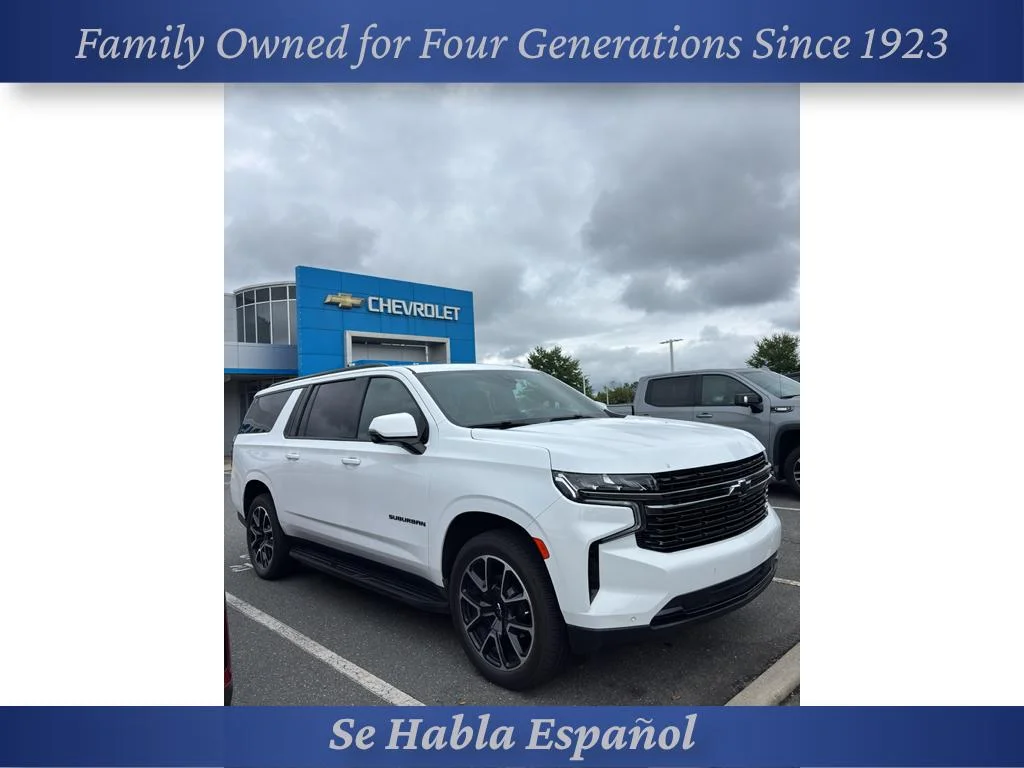 2022 Chevrolet Suburban RST 4WD photo