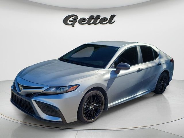 2022 Toyota Camry SE Nightshade FWD photo
