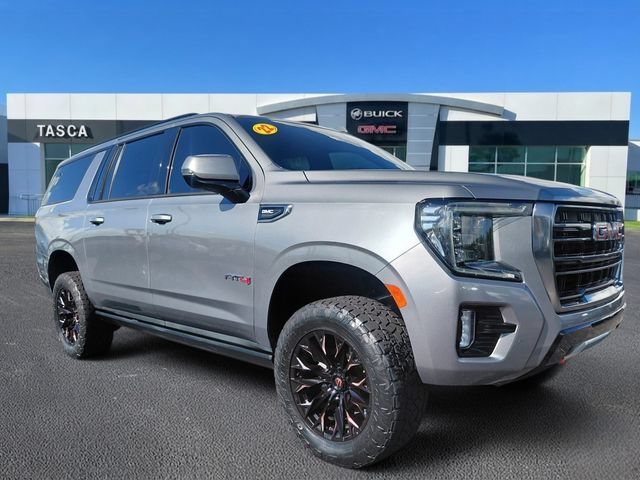 2022 GMC Yukon XL AT4 4WD photo