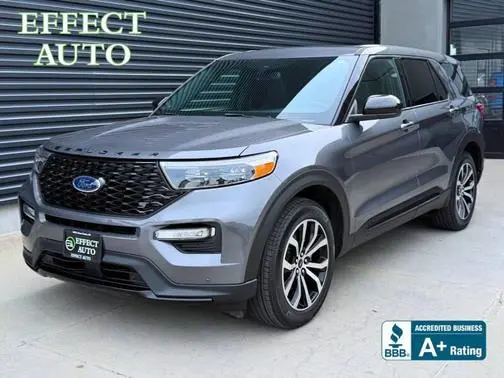 2022 Ford Explorer ST 4WD photo