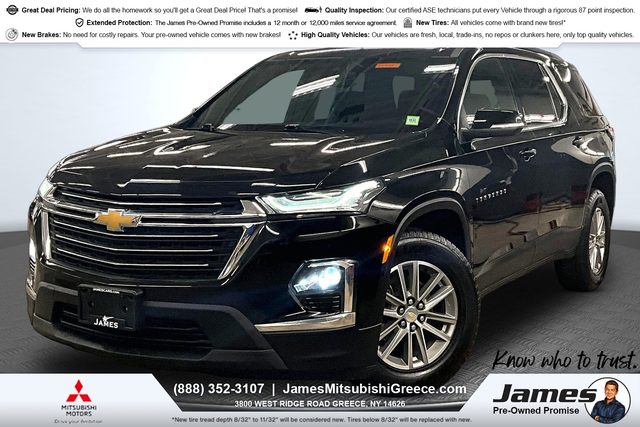 2023 Chevrolet Traverse LT Cloth AWD photo