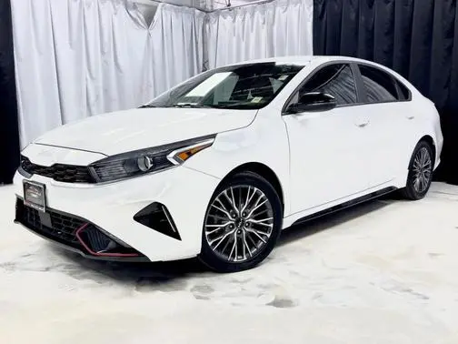 2022 Kia Forte GT-Line FWD photo