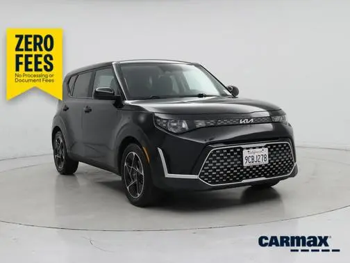 2023 Kia Soul EX FWD photo