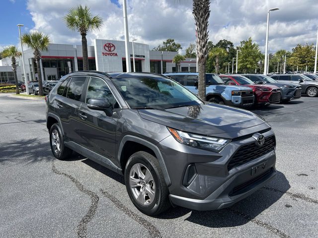 2022 Toyota RAV4 XLE AWD photo