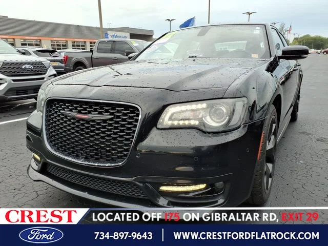 2022 Chrysler 300 300S RWD photo